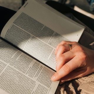 How To Lead A Bible Study Group That Sparks Discussion